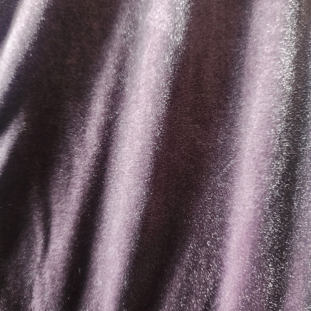 Gorgeous Lulus Gown, Lavendar Velveteen - Picture 5 of 7